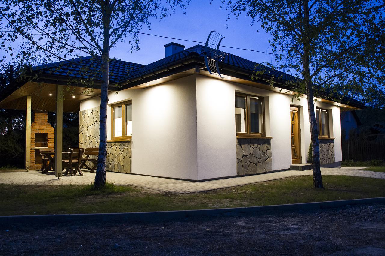 "Miedzy Gruszka A Sanem" Apartment Lesko Bagian luar foto